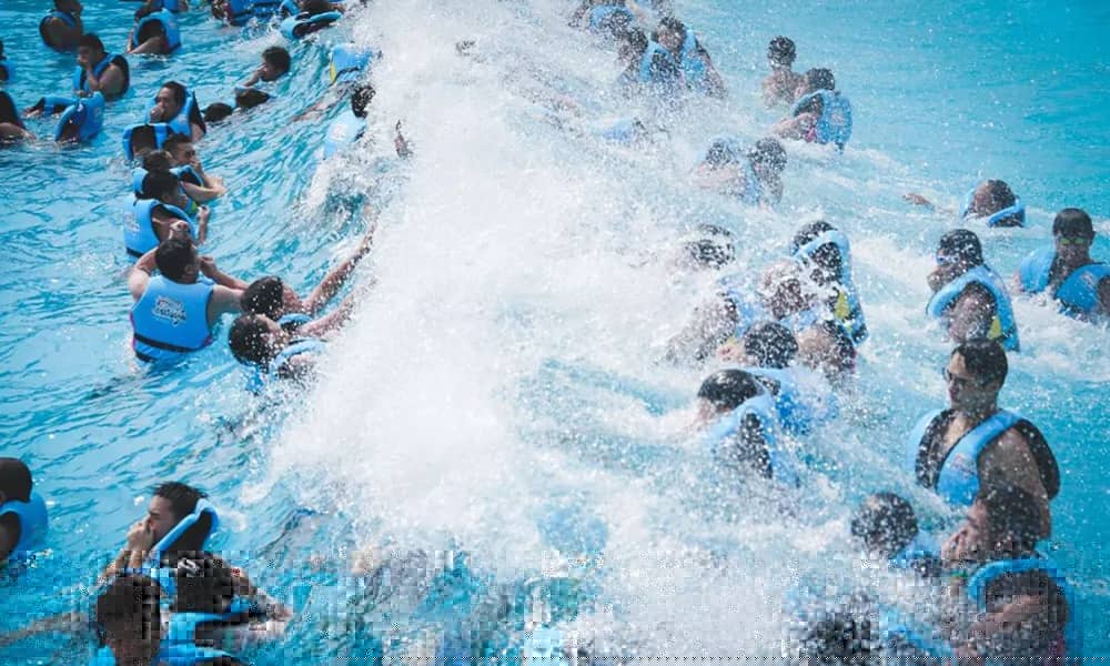 阿拉的海海啸池