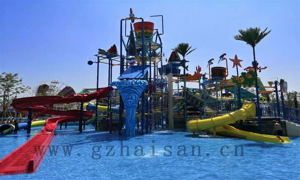 水上乐园设计的音响和灯光效果如何提升氛围？