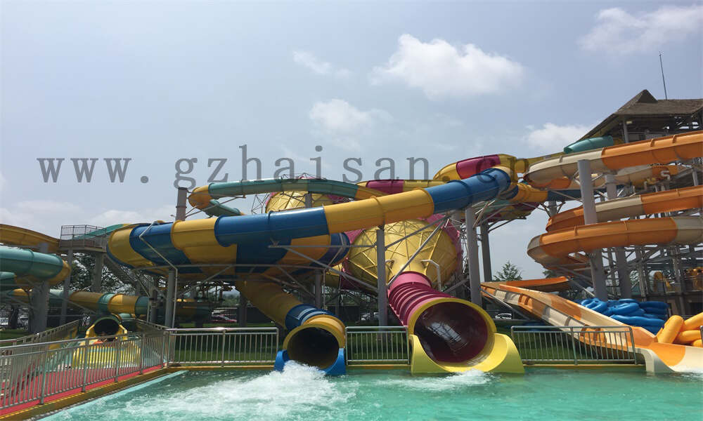 为什么炎热的夏季去水上乐园度假是最佳选择？